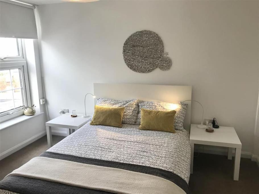 No 1 Town Apartment Сидмаут Экстерьер фото